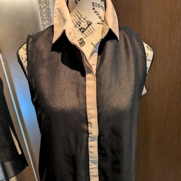 Kenneth Cole Sheer sleeveless top - Picture 2 of 4